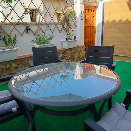 Casa Del Lilmonero - Cute Andalucian House 10m Walk To The Holiday home *